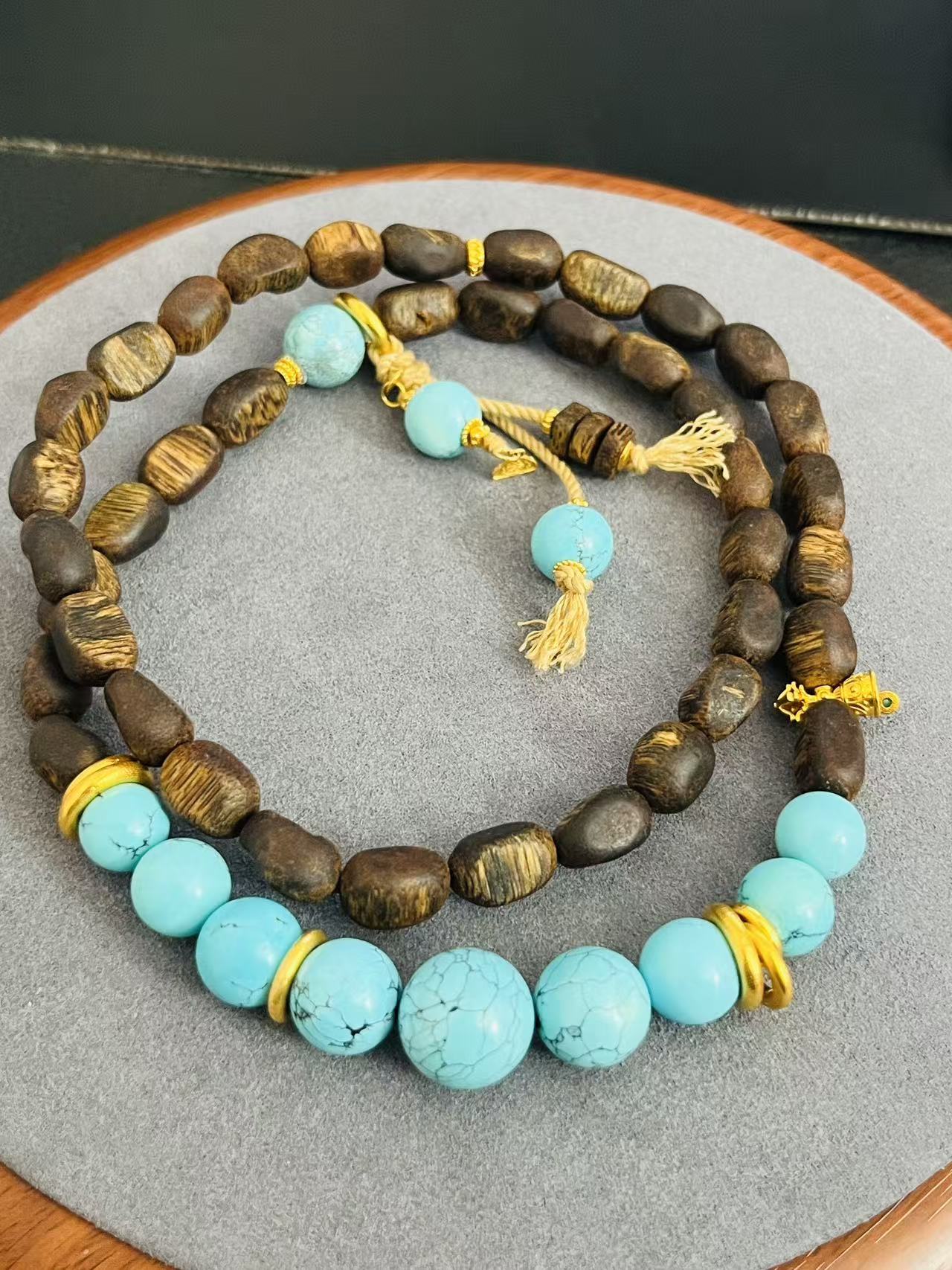 湖北天然原矿绿松石网花圆珠多圈手链