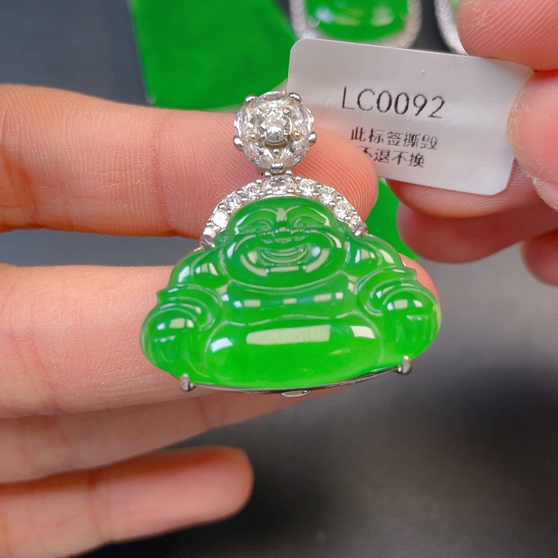 【闪购商品】颈饰银S925镶嵌翡翠翡翠