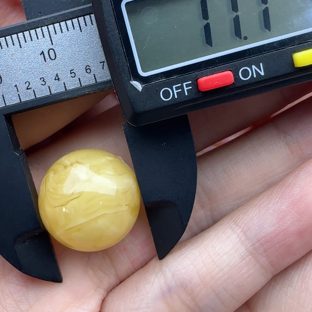 蜜蜡未镶嵌裸石微瑕虎皮圆珠