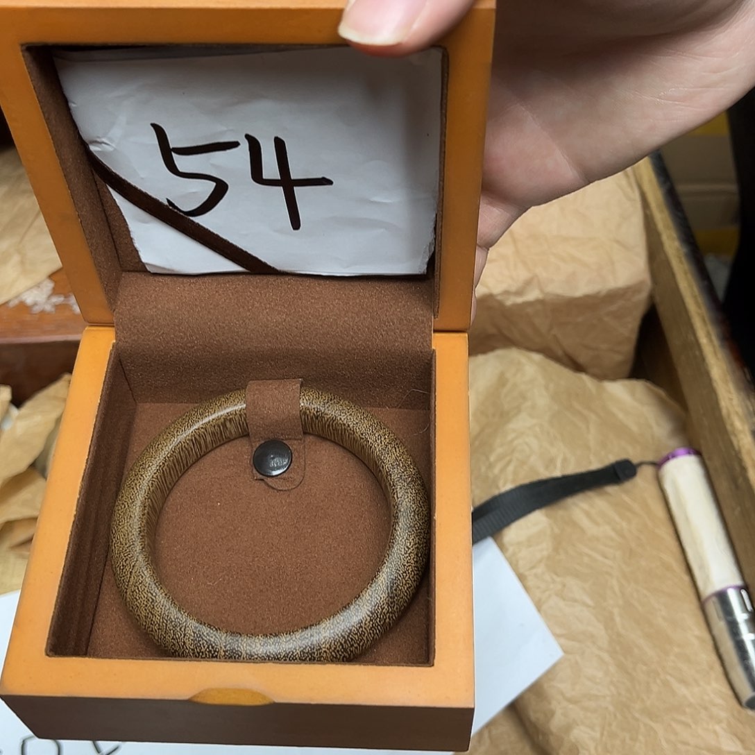 大叶紫檀（黑酸枝木类）