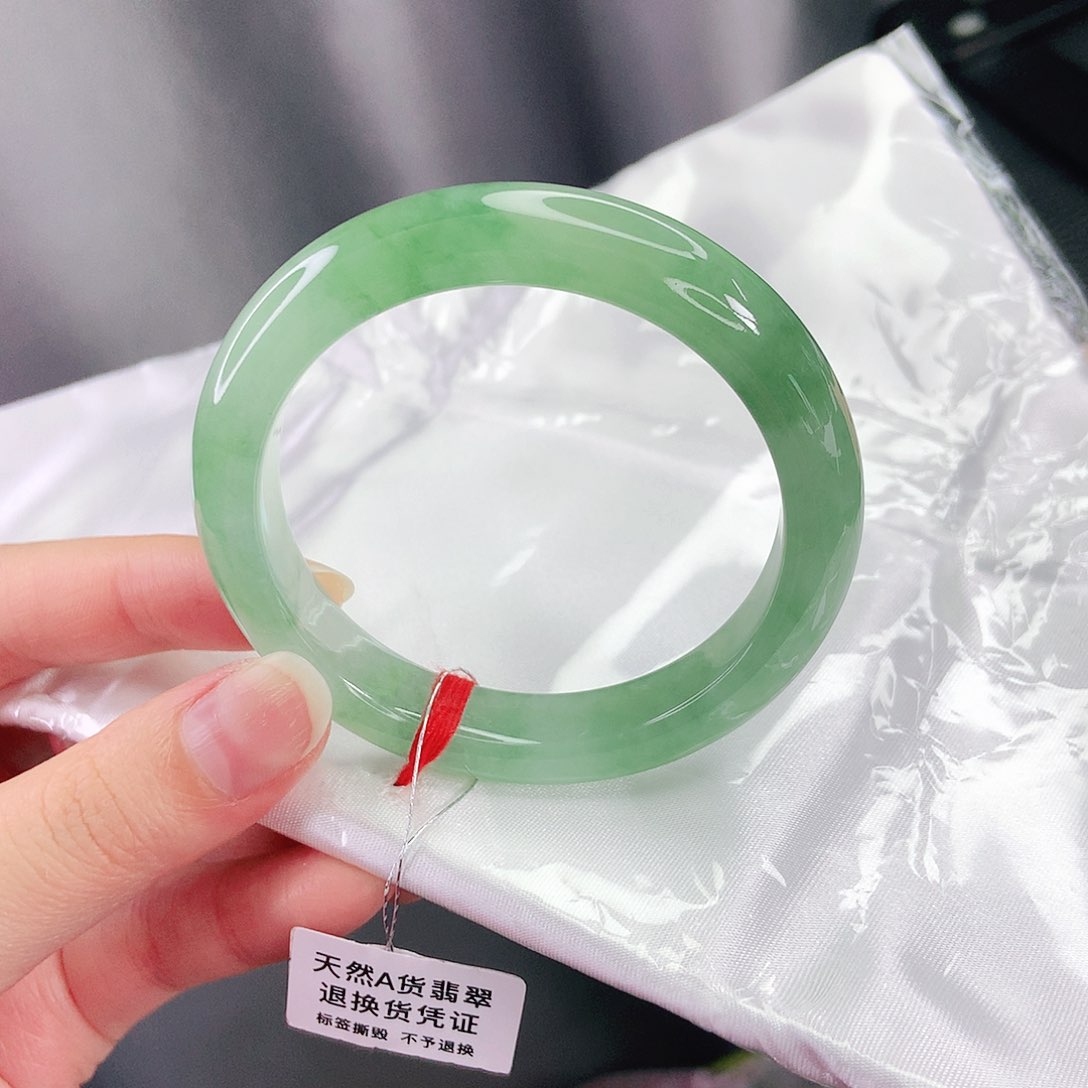 未镶嵌手镯翡翠50圈