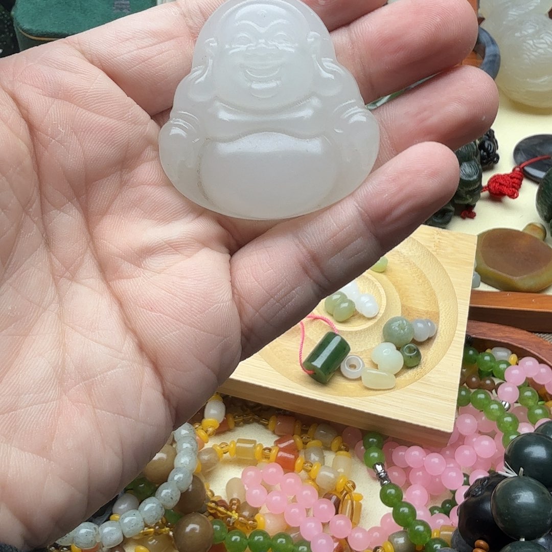 和田玉（糖玉）未镶嵌挂件