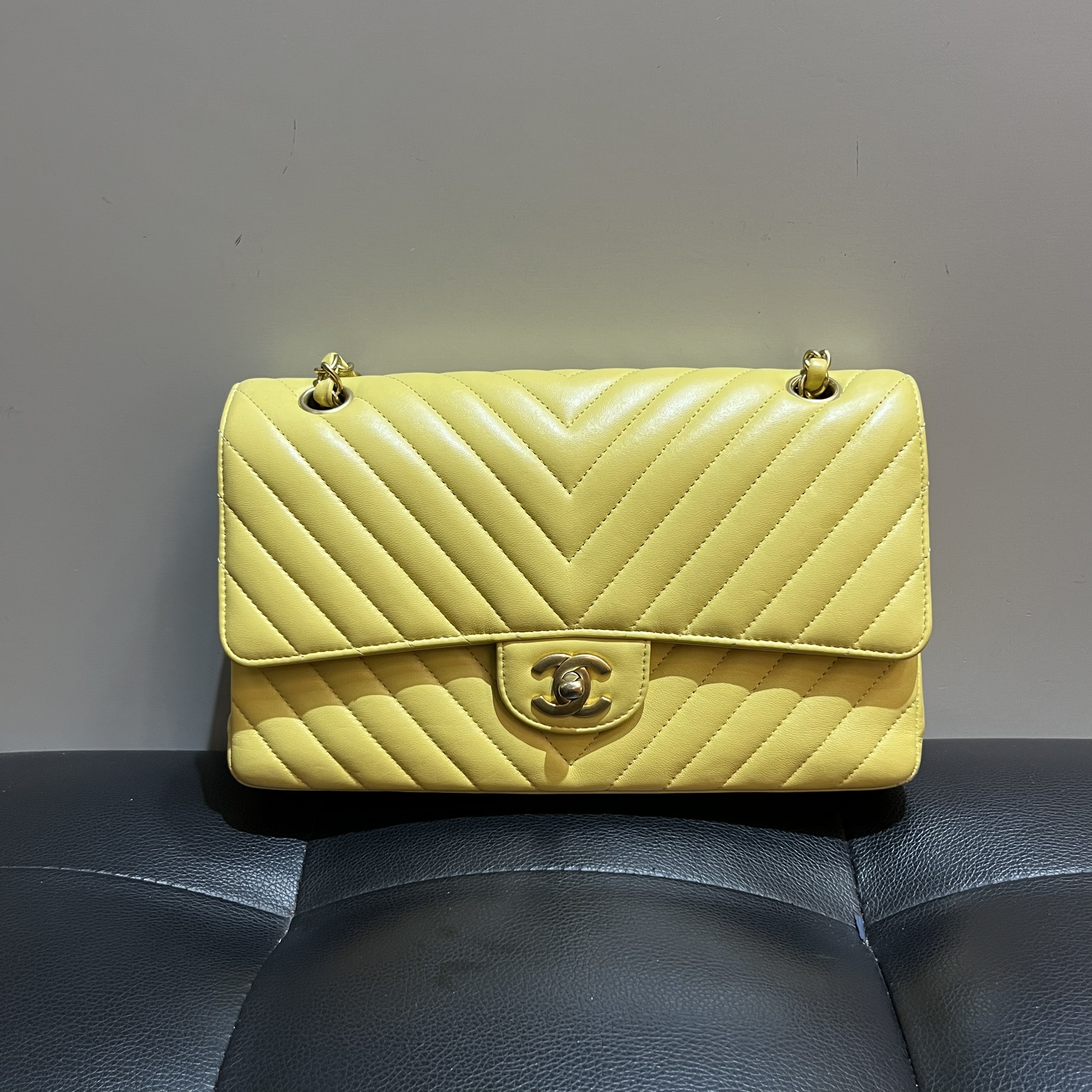 95新 Chanel/香奈儿 Chanel V纹中号cf 
