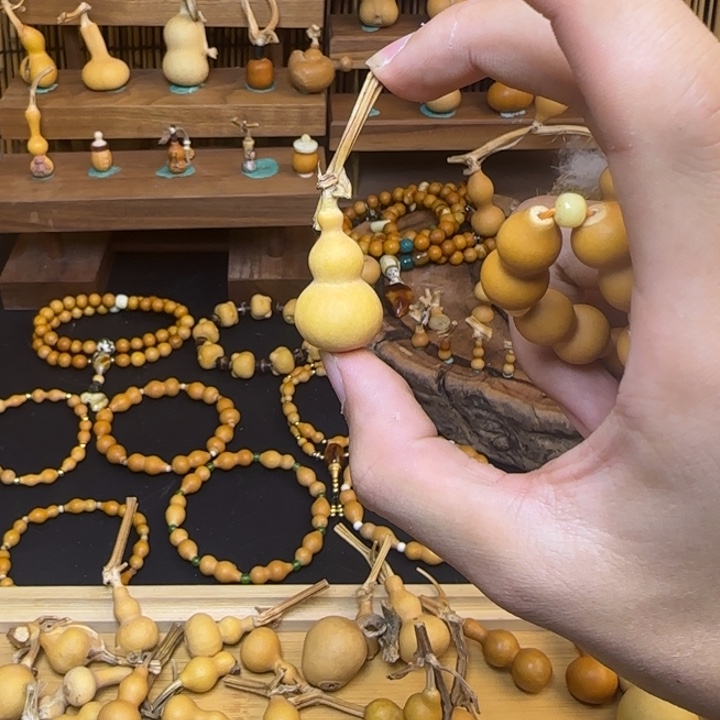 B***s小宝小宝大姐就大姐姐家