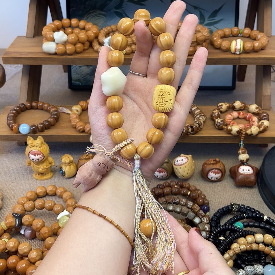 猴头核桃手串猴头手持