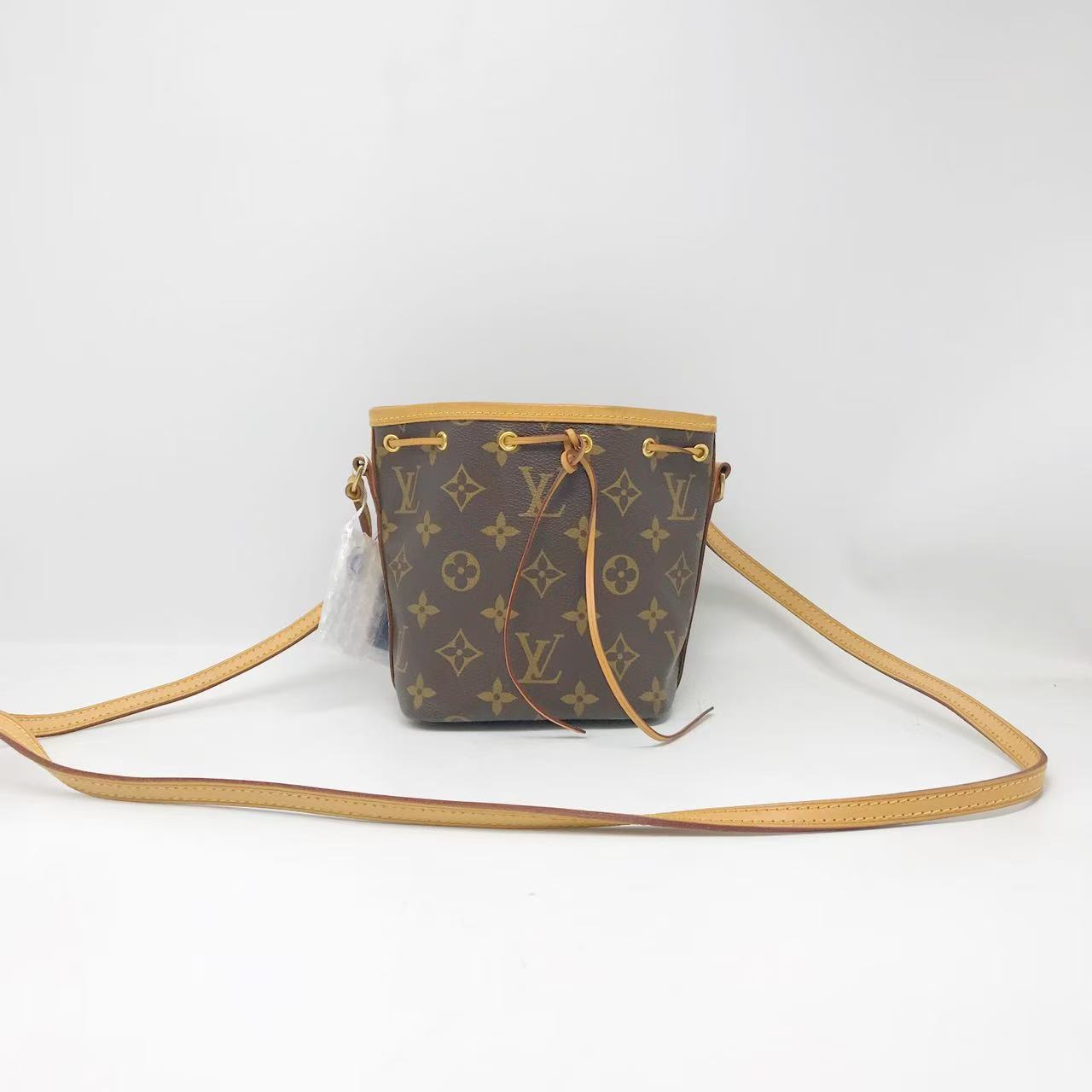 95新 LouisVuitton/路易威登 洋城二手 LV老花水桶nano斜跨包