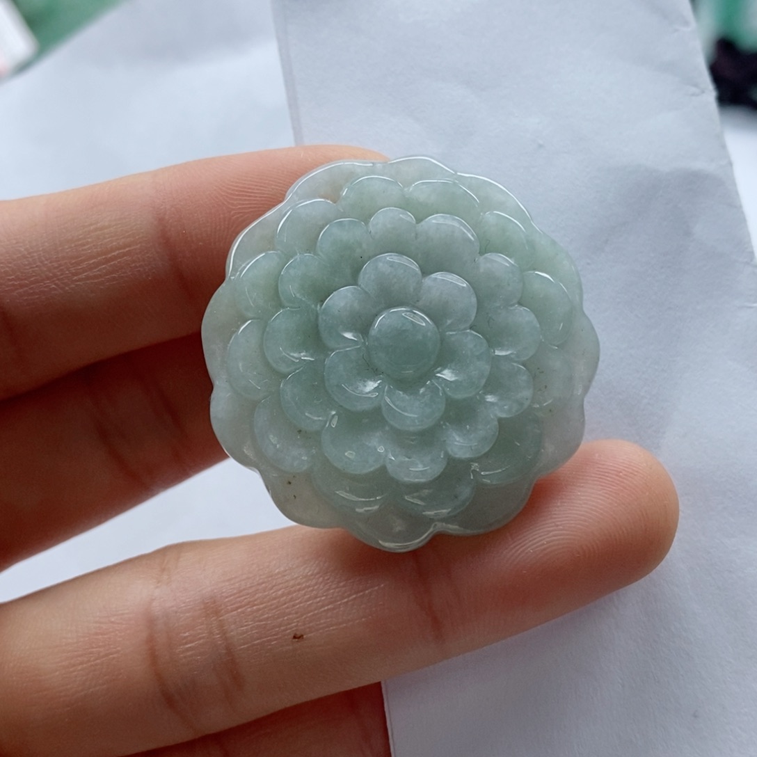 翡翠挂件未镶嵌吊坠