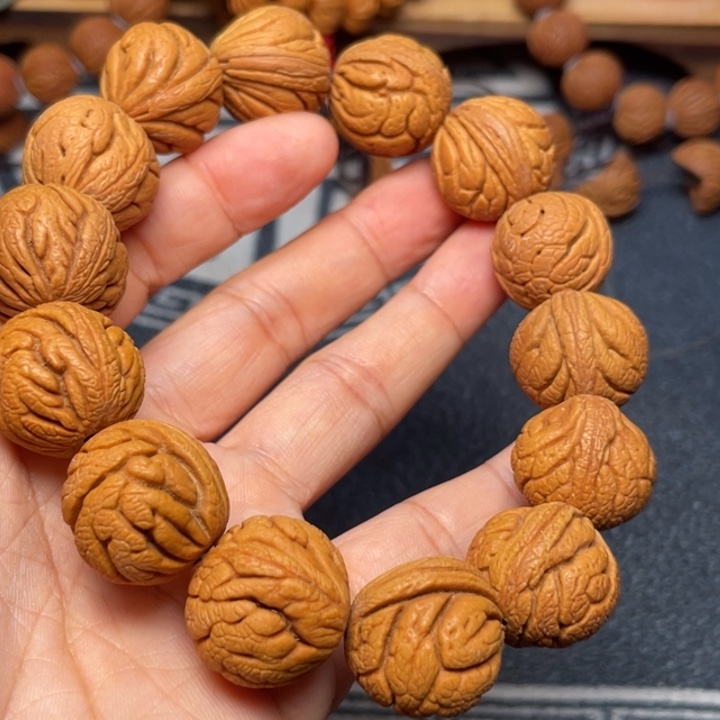 桃核手串龙纹桃核2