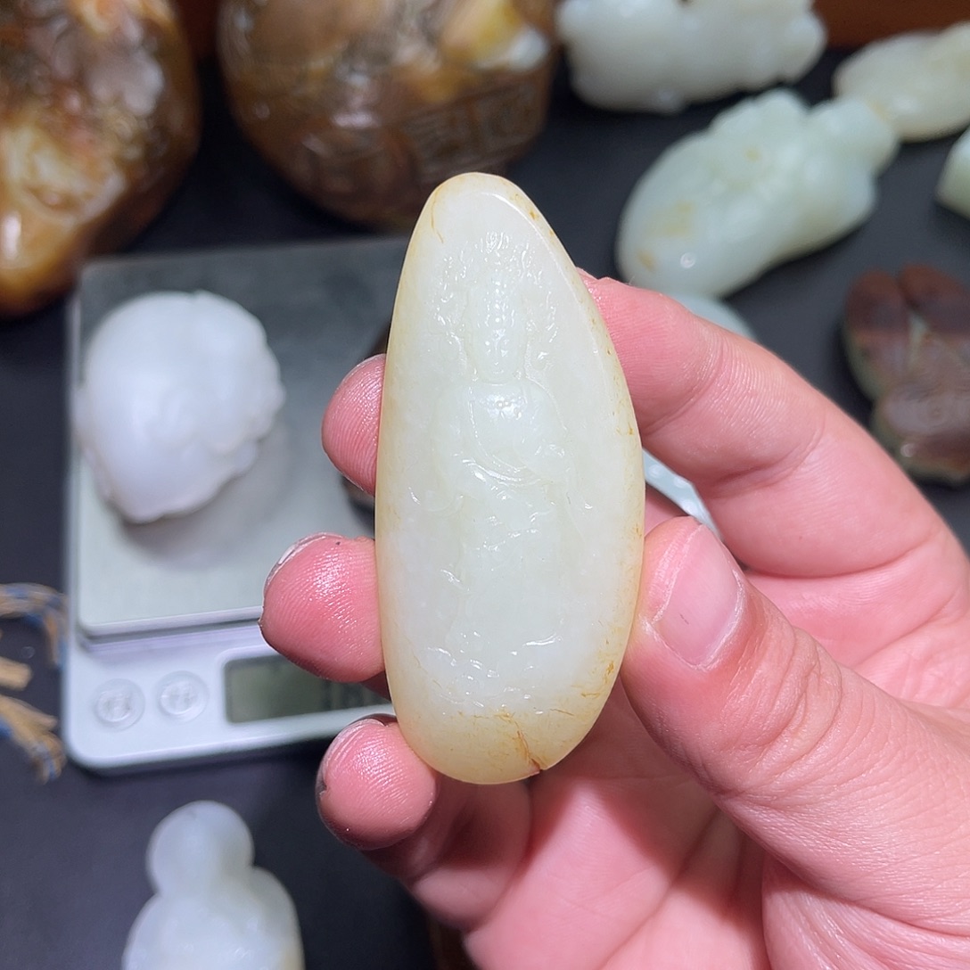 和田玉未镶嵌颈饰