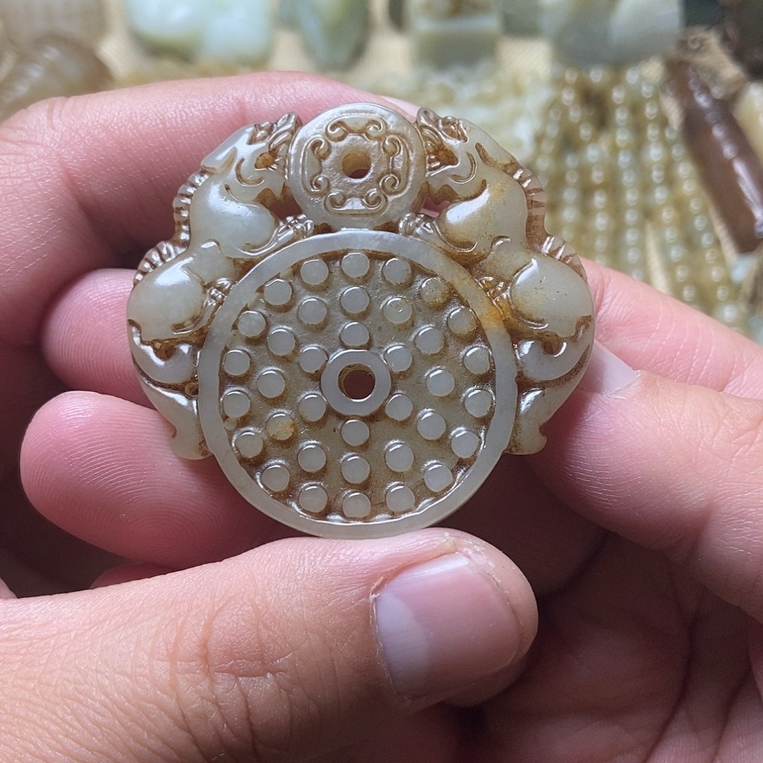 和田玉挂件未镶嵌