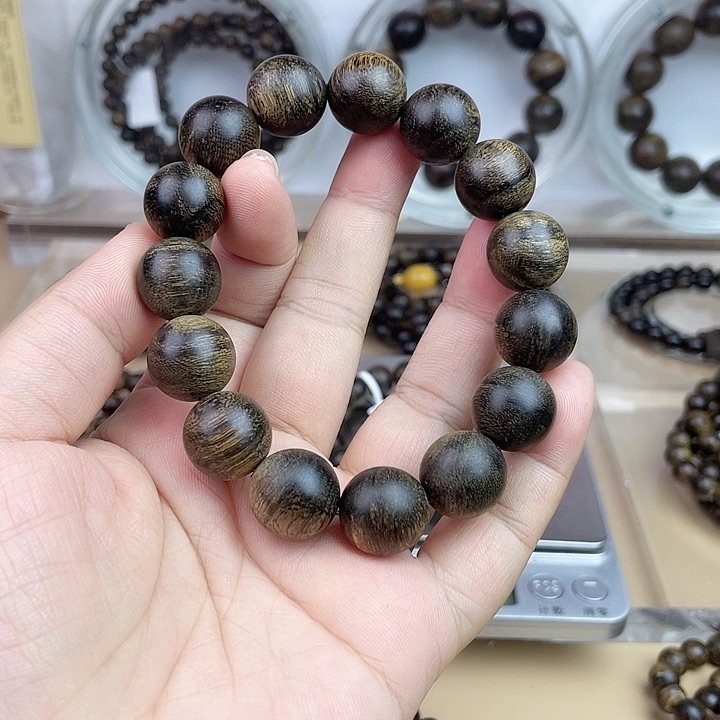 手串沉香越南芽庄白奇玉化留疤嘤子虎斑