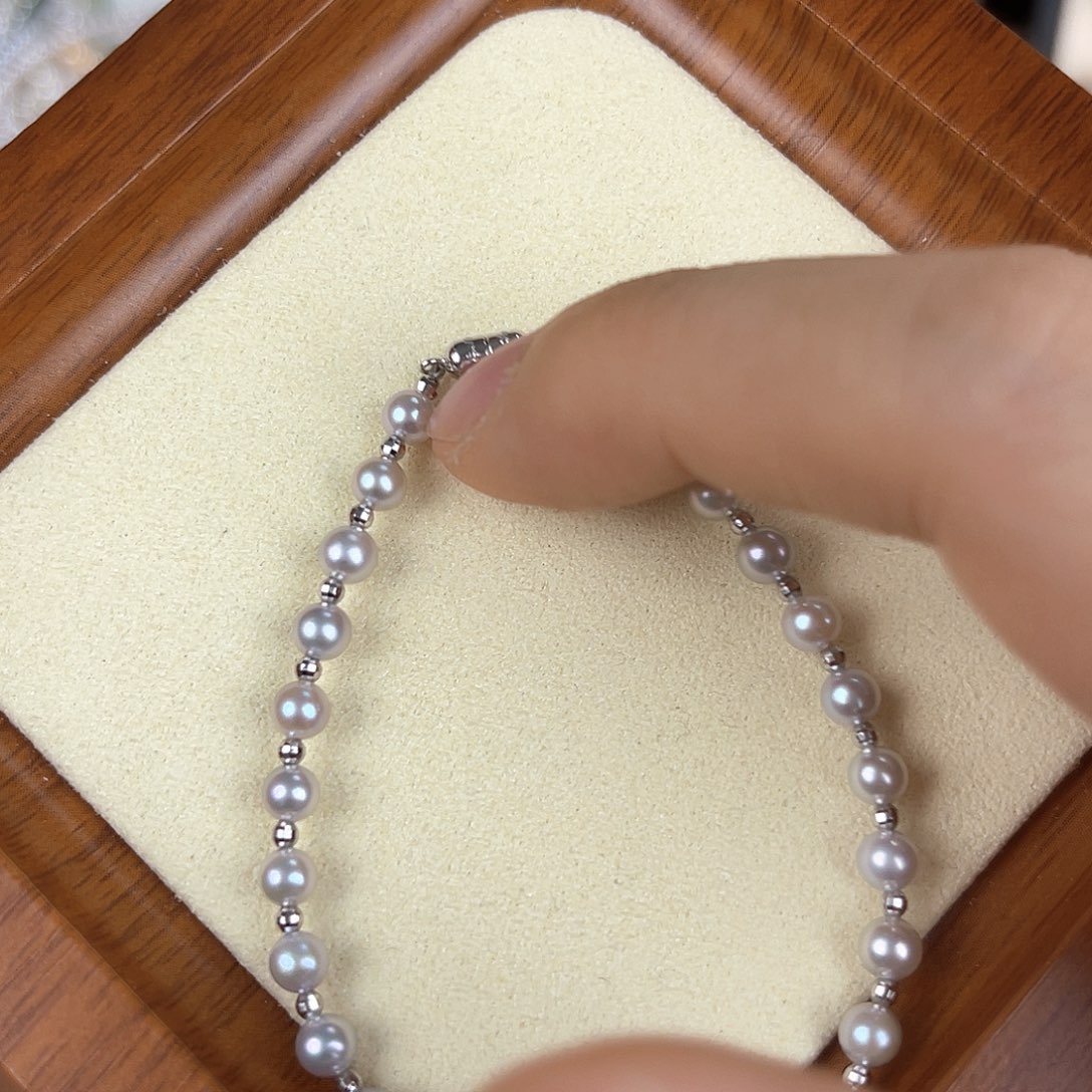 手绳18K金镶嵌海水珍珠