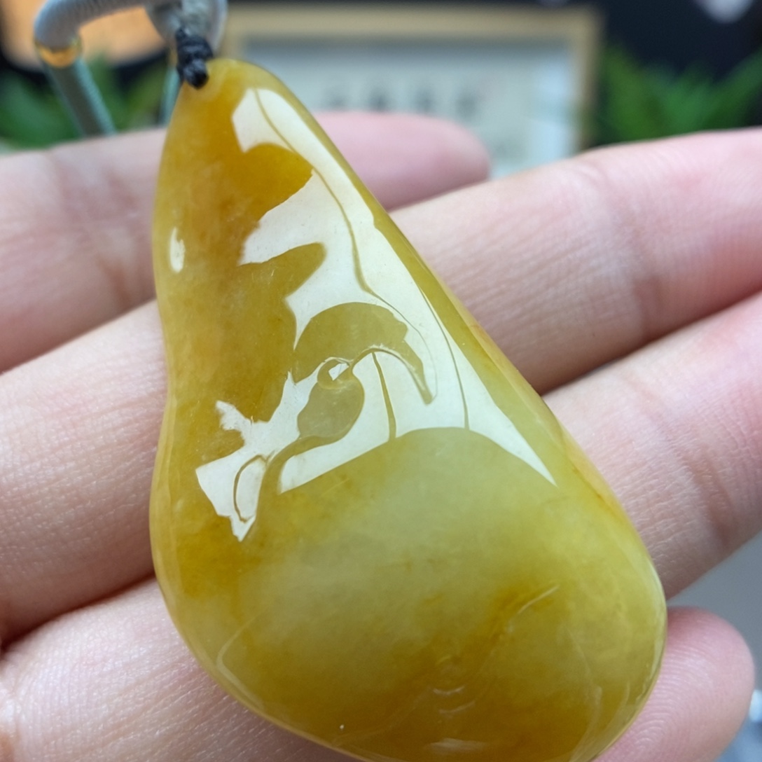 翡翠未镶嵌颈饰吊坠