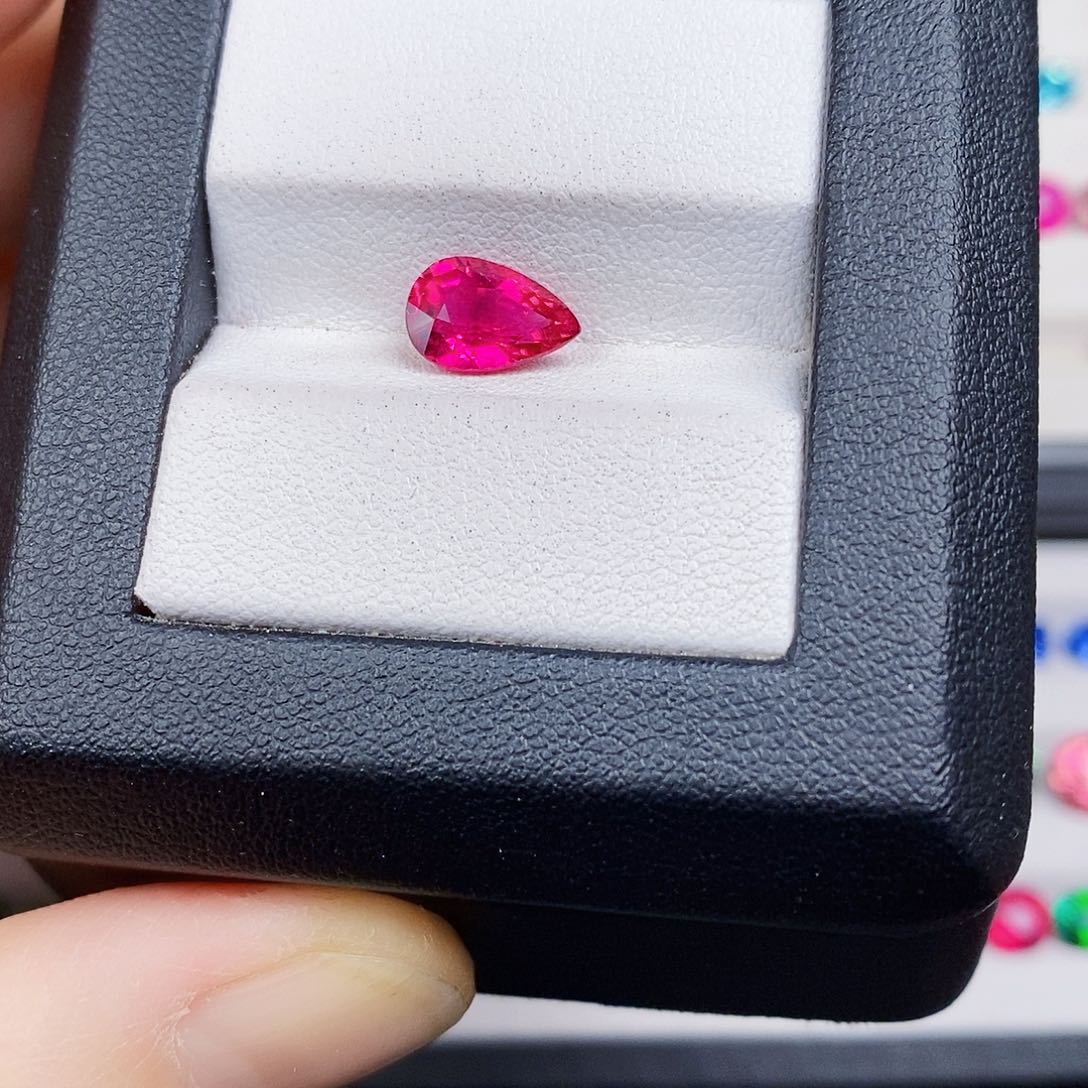 碧玺裸石未镶嵌1.72c t