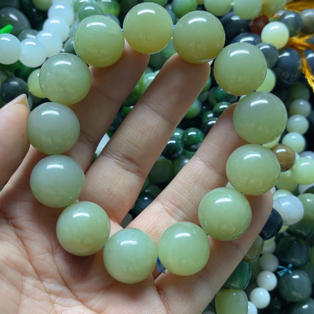 和田玉手链未镶嵌