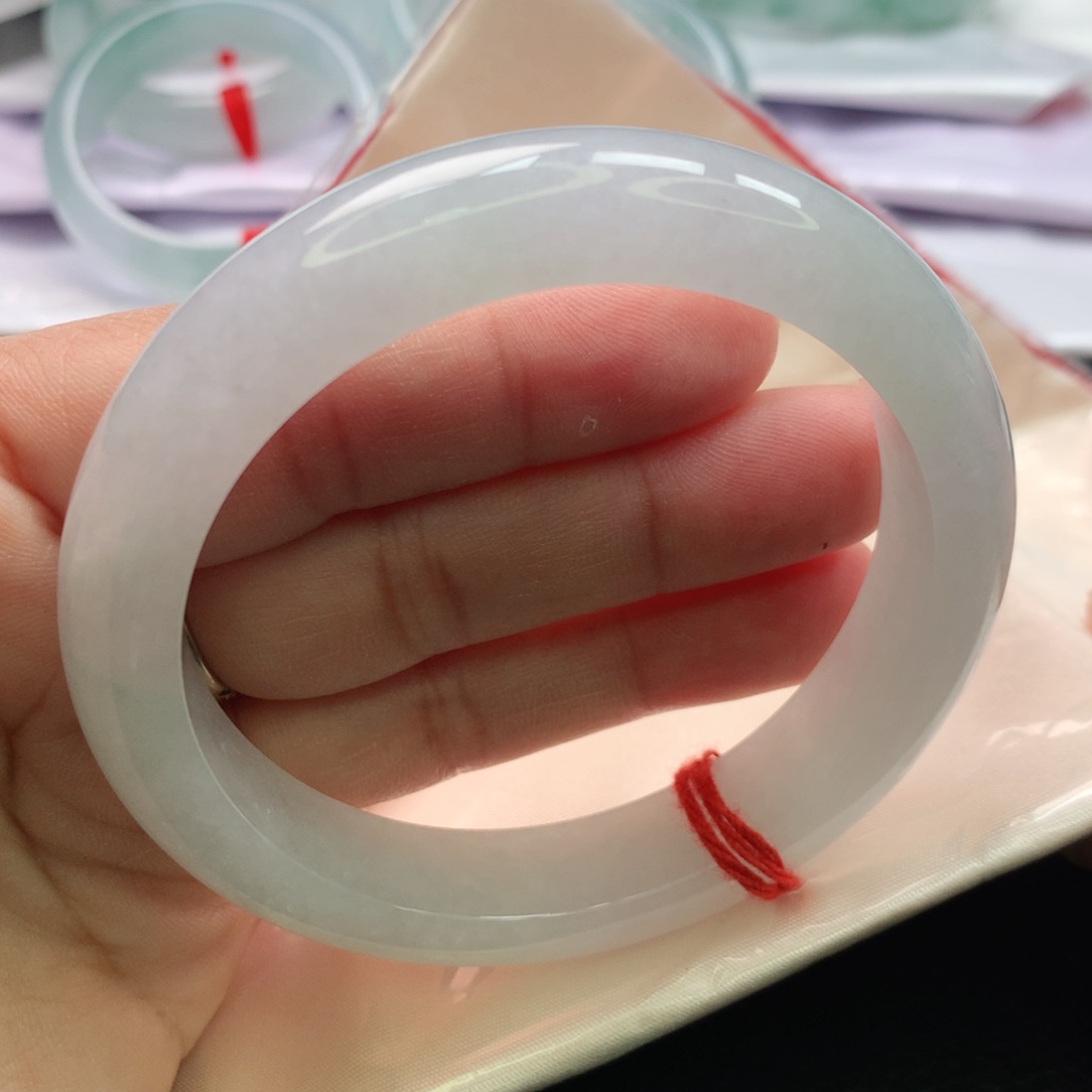 翡翠手镯未镶嵌缅甸56.57