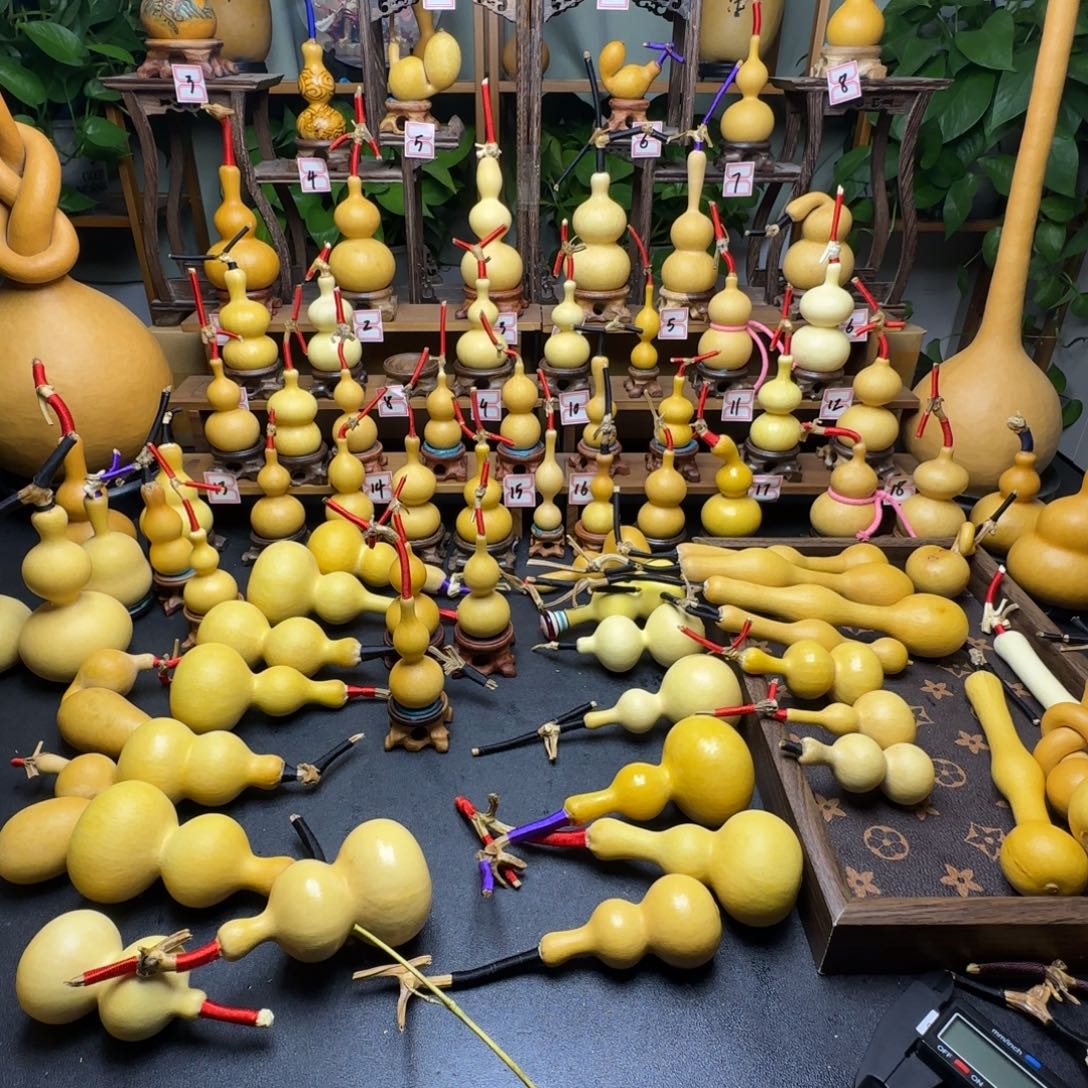 I***哥发发发发发代付个广告