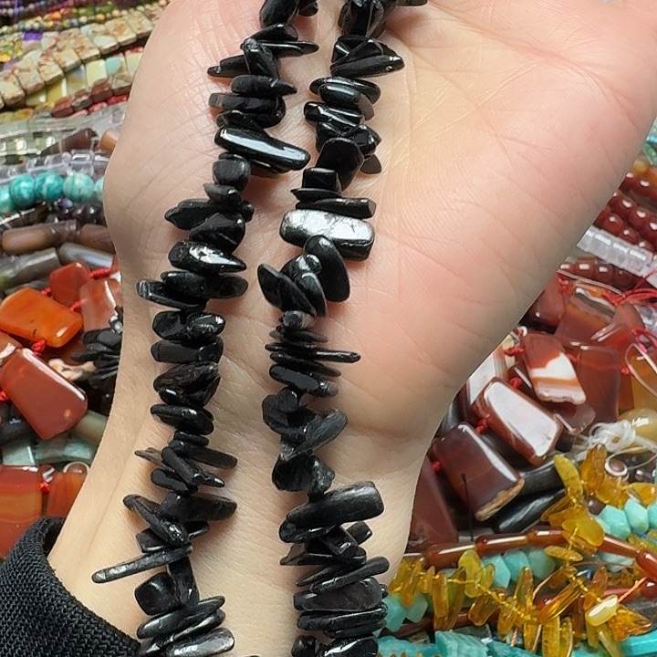 玛瑙/玉髓未镶嵌珠宝半成品一条金运石卡子