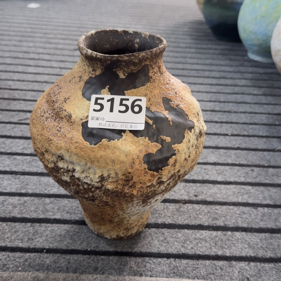 Y****摆件景德镇高温花瓶编码5156高28口8默认无孔