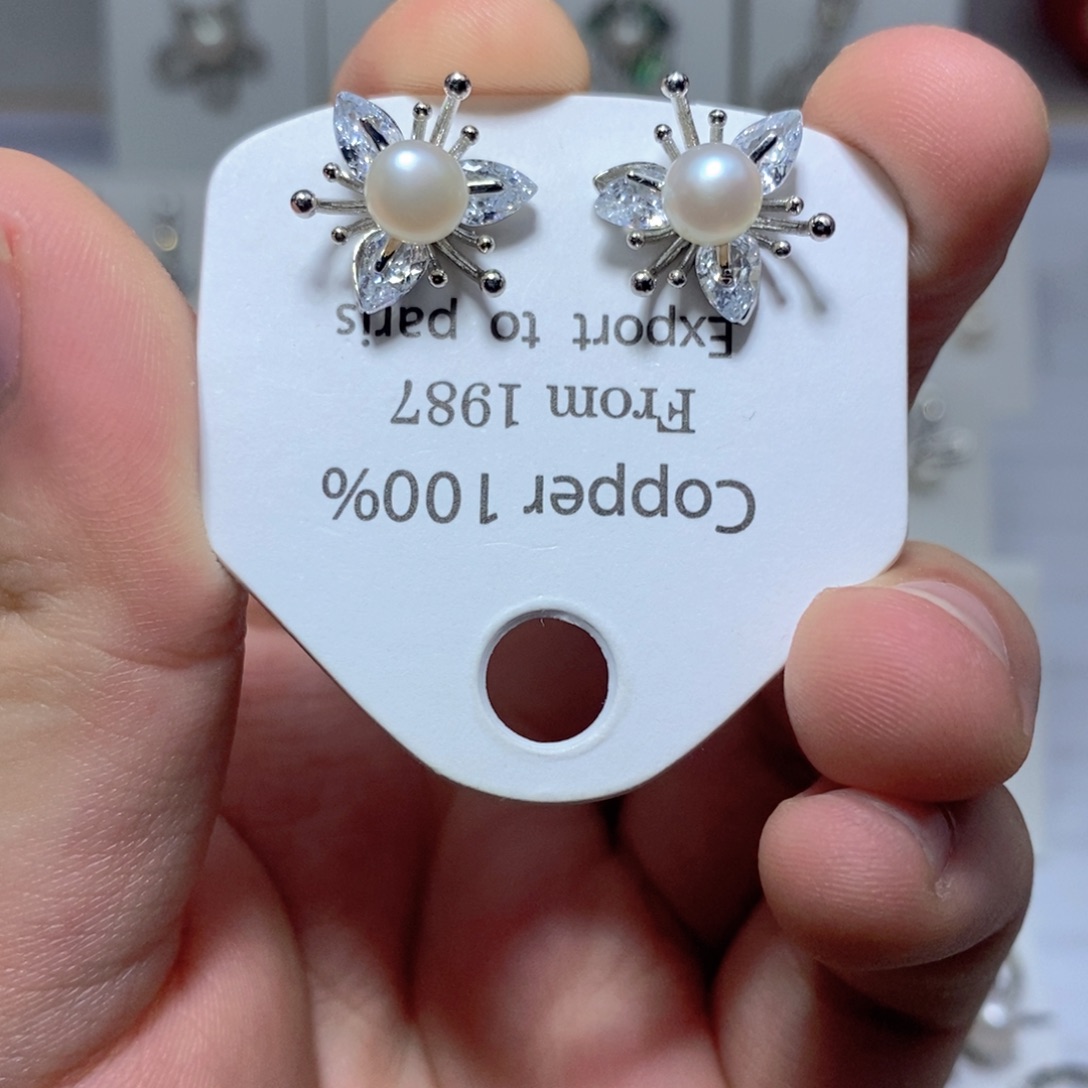 耳饰淡水珍珠未镶嵌