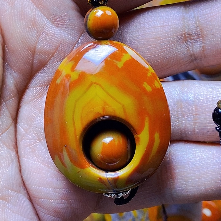 玛瑙/玉髓颈饰未镶嵌