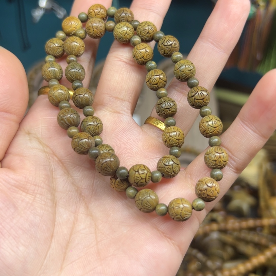 维腊木（绿檀）无事牌