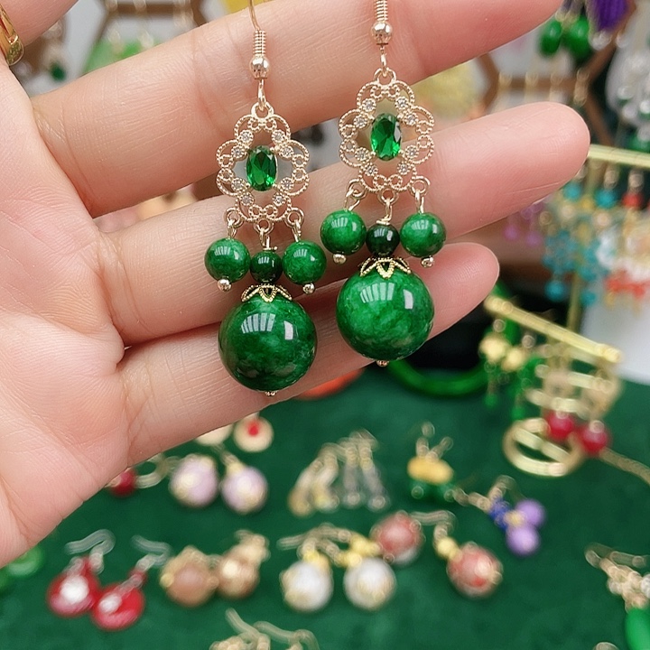 石英质玉合金耳钉