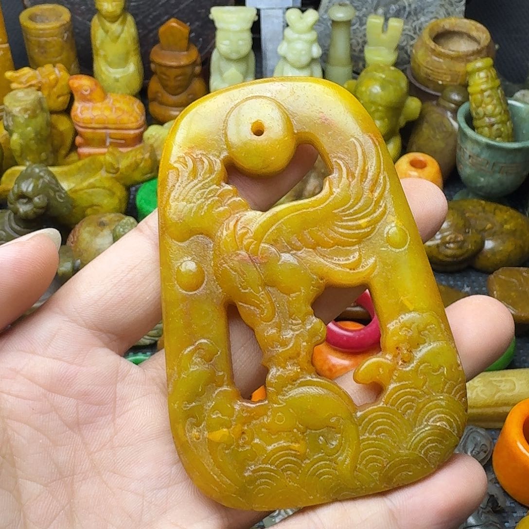 白玉菩提吊坠。。。