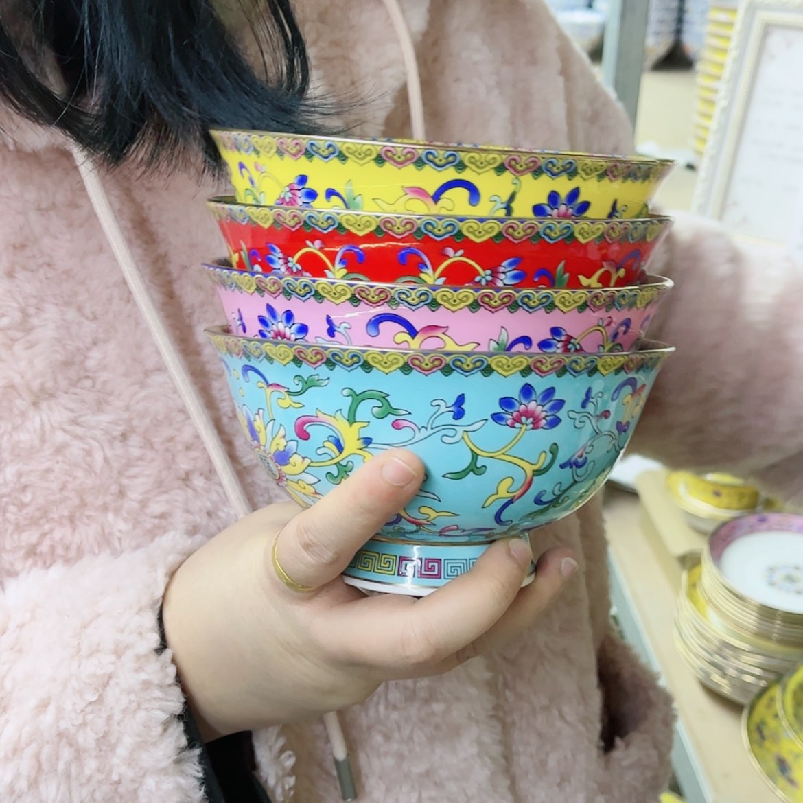 【闪购商品】骨瓷6英寸碗4个………..