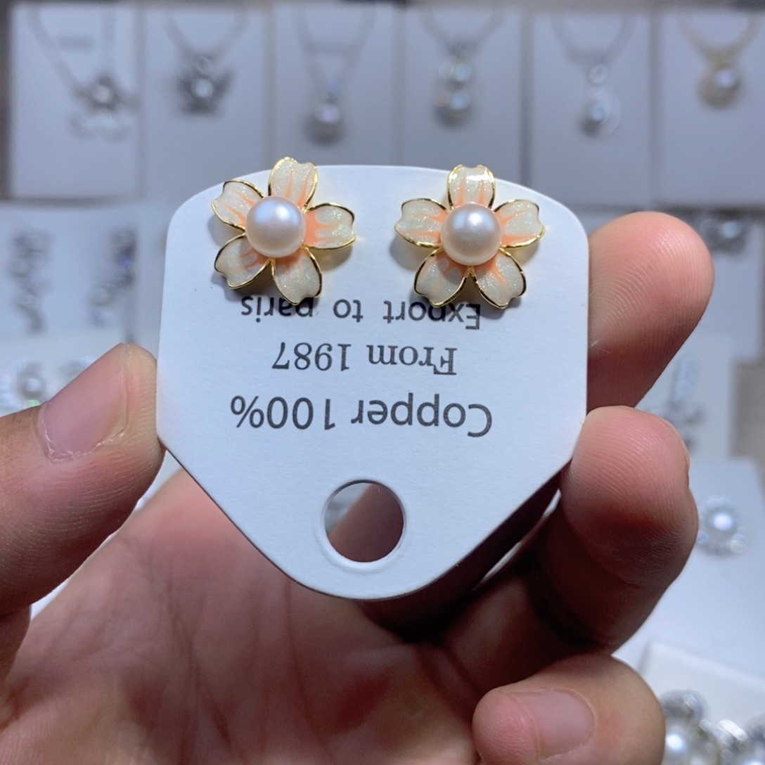 未镶嵌耳饰淡水珍珠