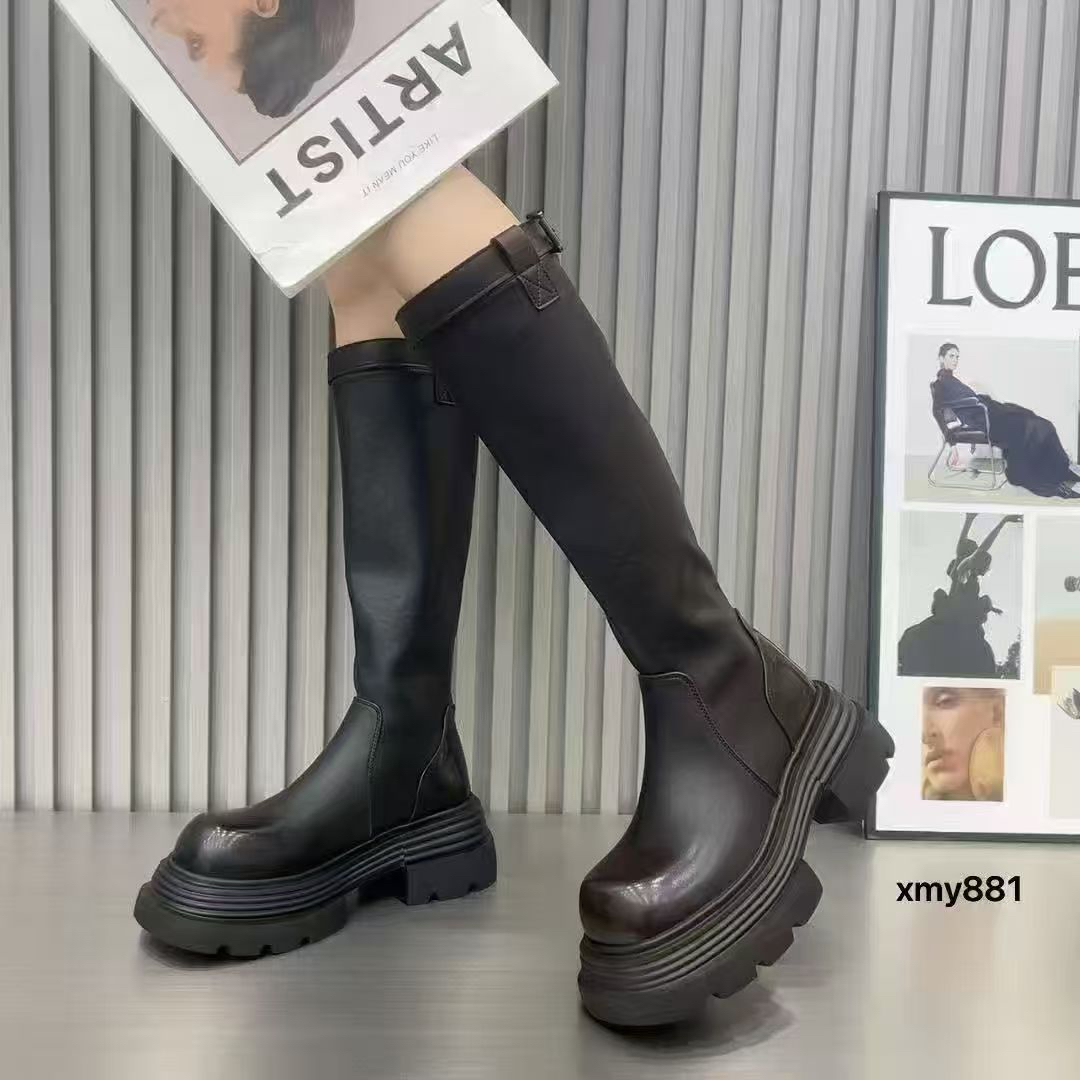 重工新款冷光扣时尚百搭厚底冬季长靴圆头拉链