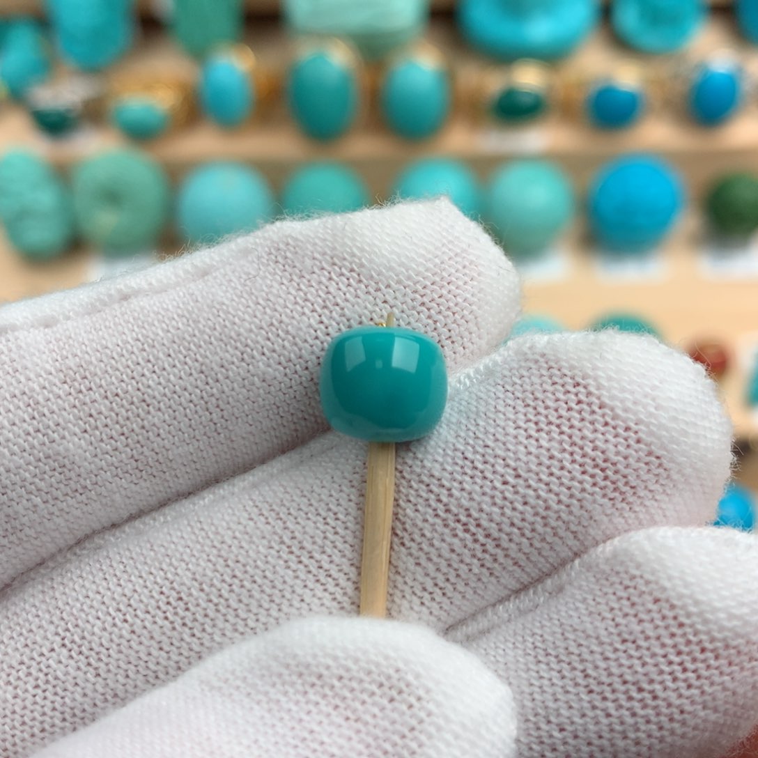 绿松石配饰未镶嵌8.3-7.3mm