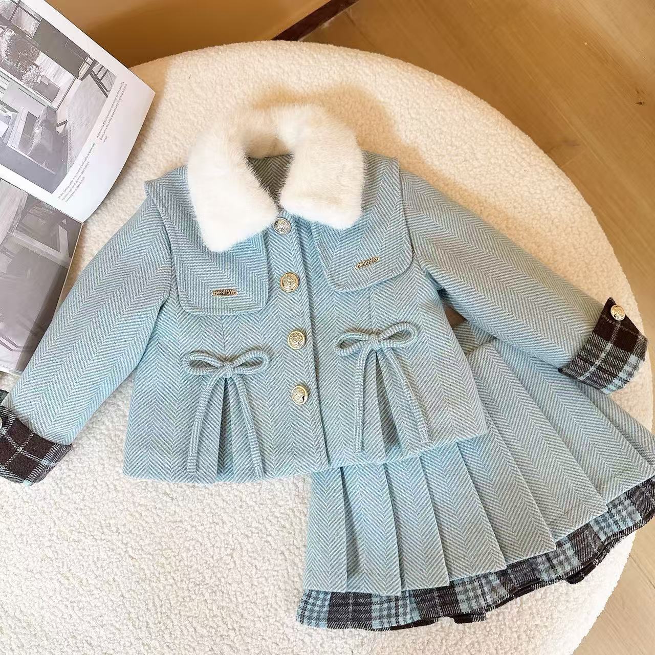女童冬季2025新款毛领蝴蝶结加厚加毛保暖外套加绒裙子两件套