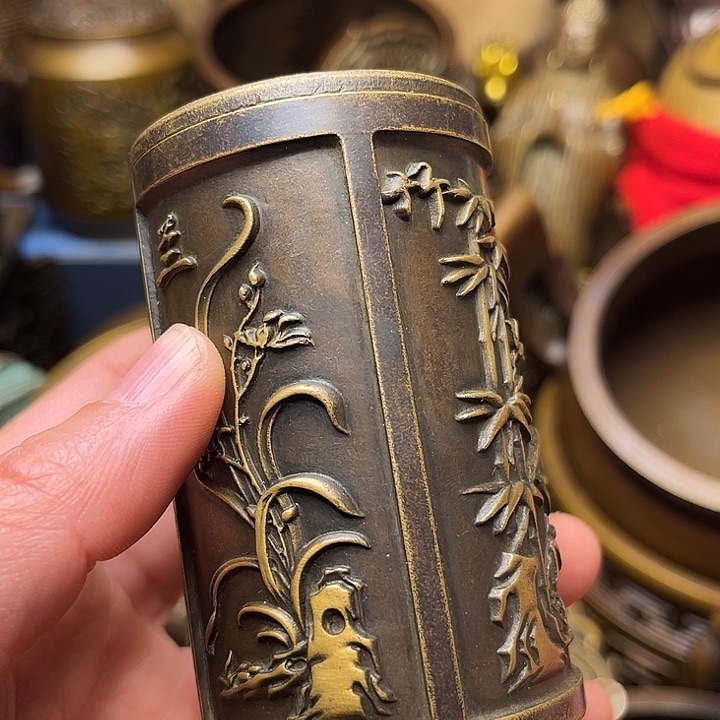 精美铜器批发档口