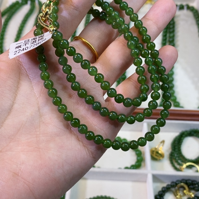 【闪购商品】和田玉（碧玉）颈饰未镶嵌