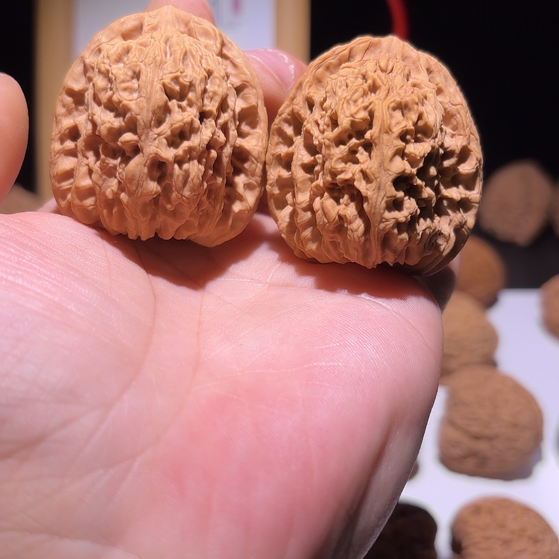 A***磊把件桃核南将40高炮微色差