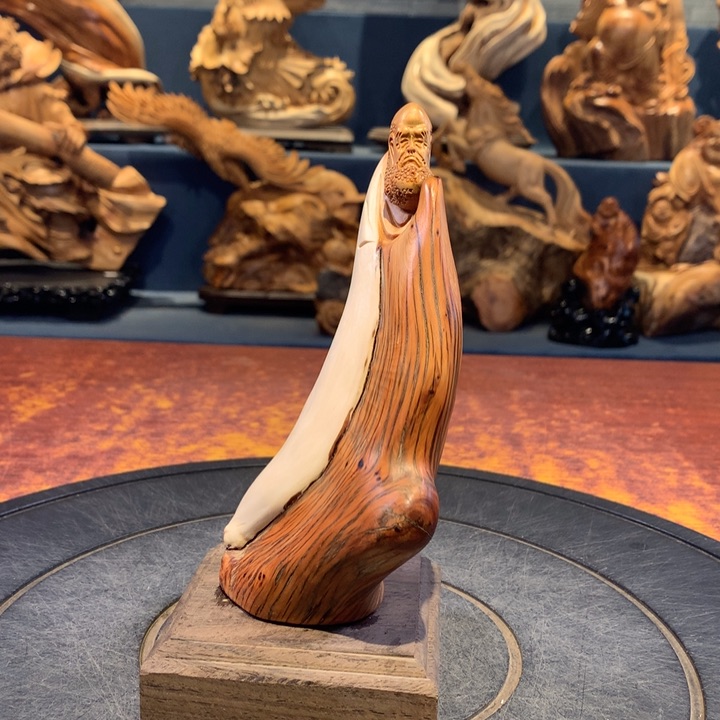 柏木（崖柏）根雕摆件