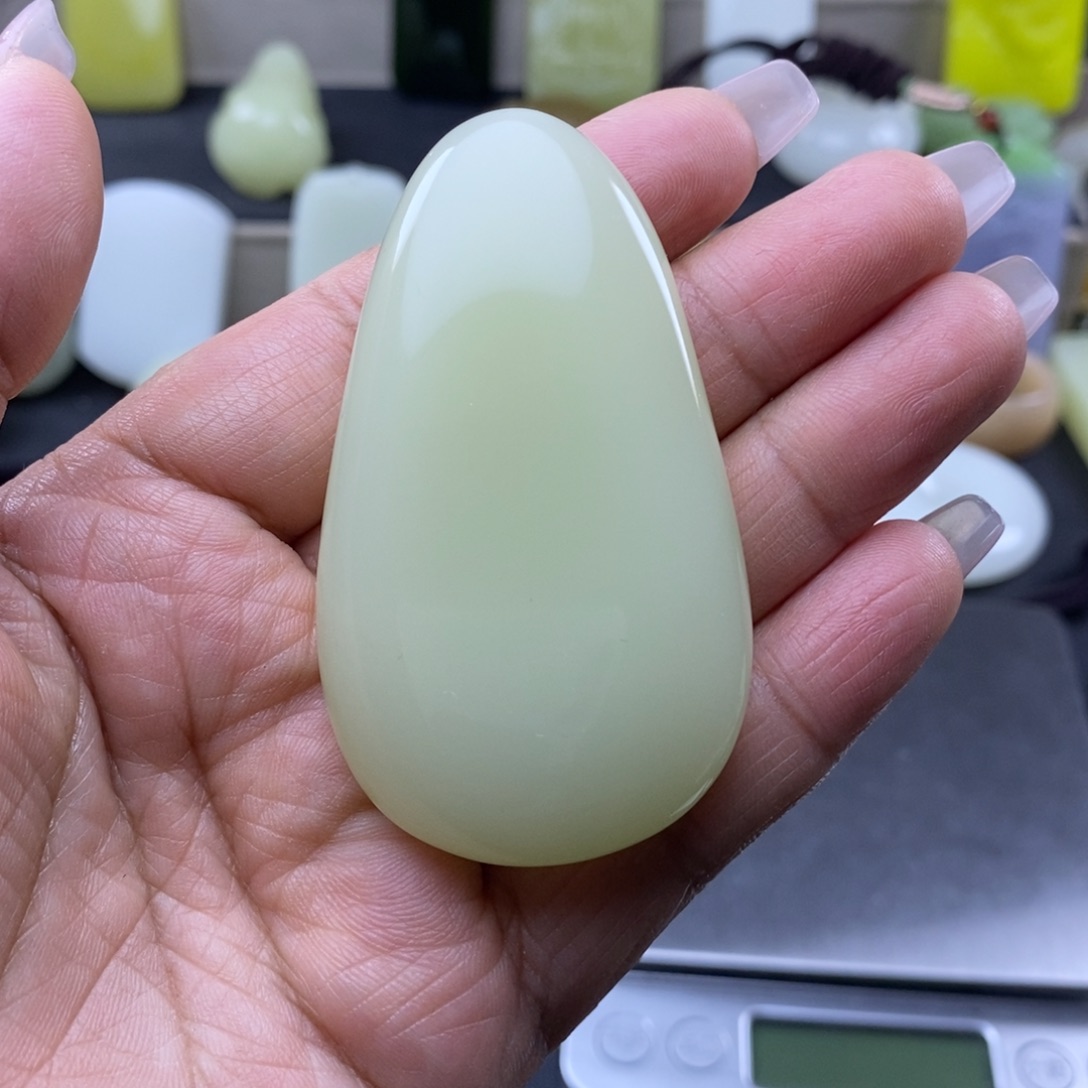 和田玉未镶嵌颈饰.***.