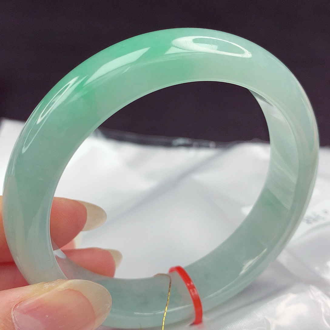 用***0未镶嵌手镯翡翠5758圈716轮胎