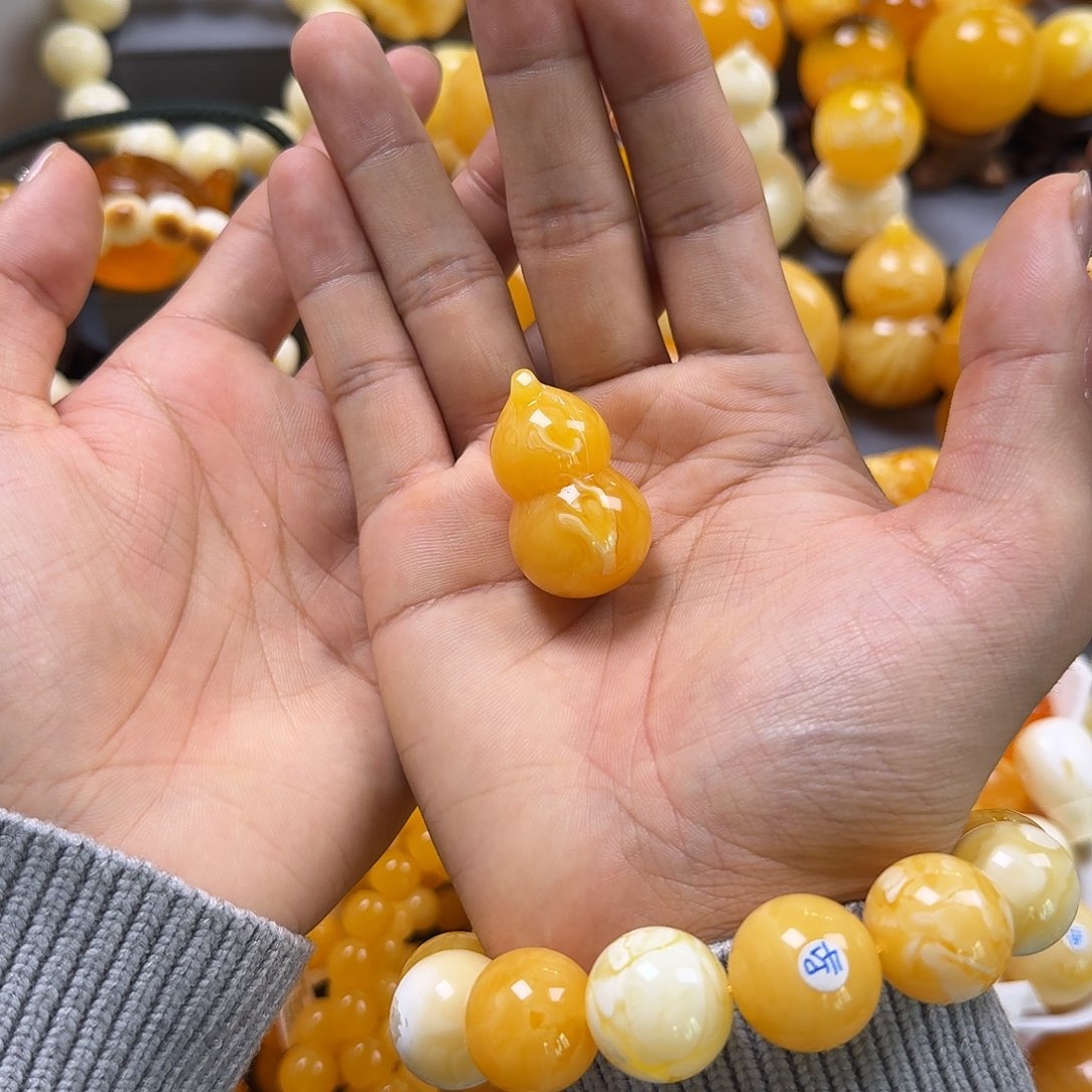 琥珀珠宝奇石未镶嵌葫芦