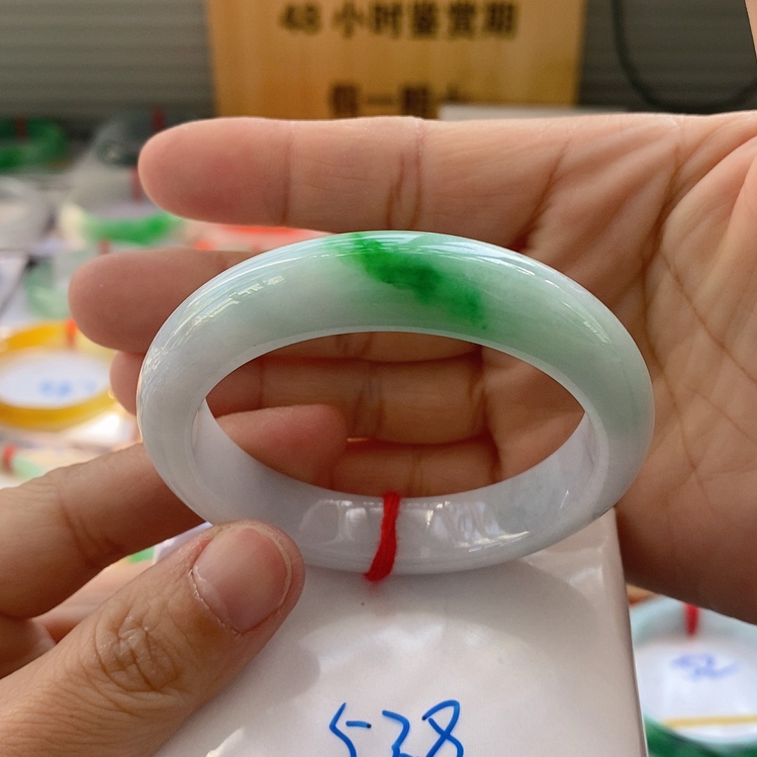 翡翠手镯未镶嵌9号