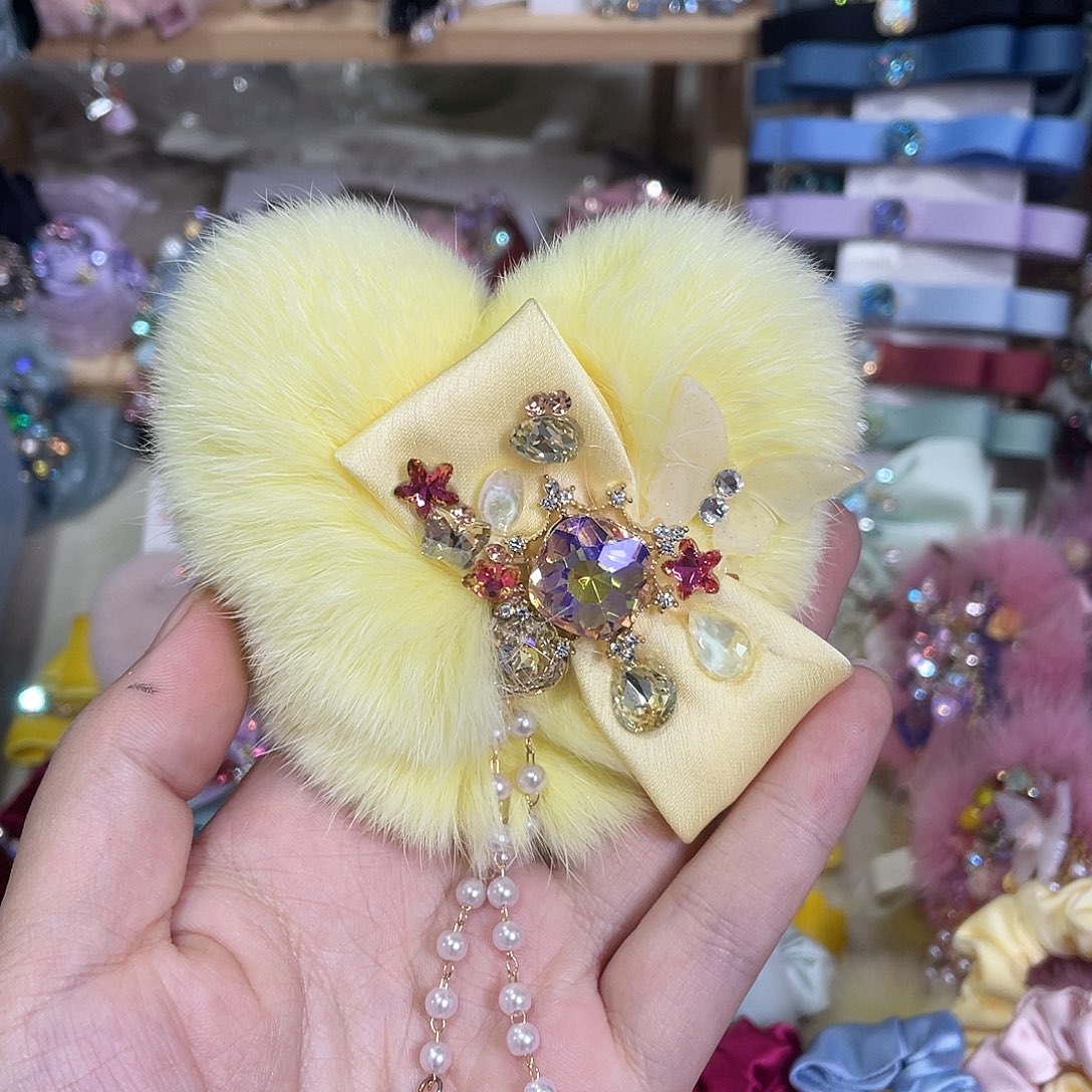 锌合金布艺特价商品发圈