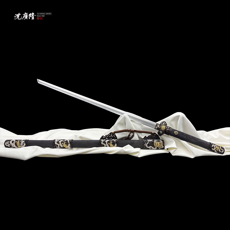 龙泉沈广隆 傲龙唐刀 鱼皮 黄铜鎏金银 七枚合夹钢 宝剑 未开刃