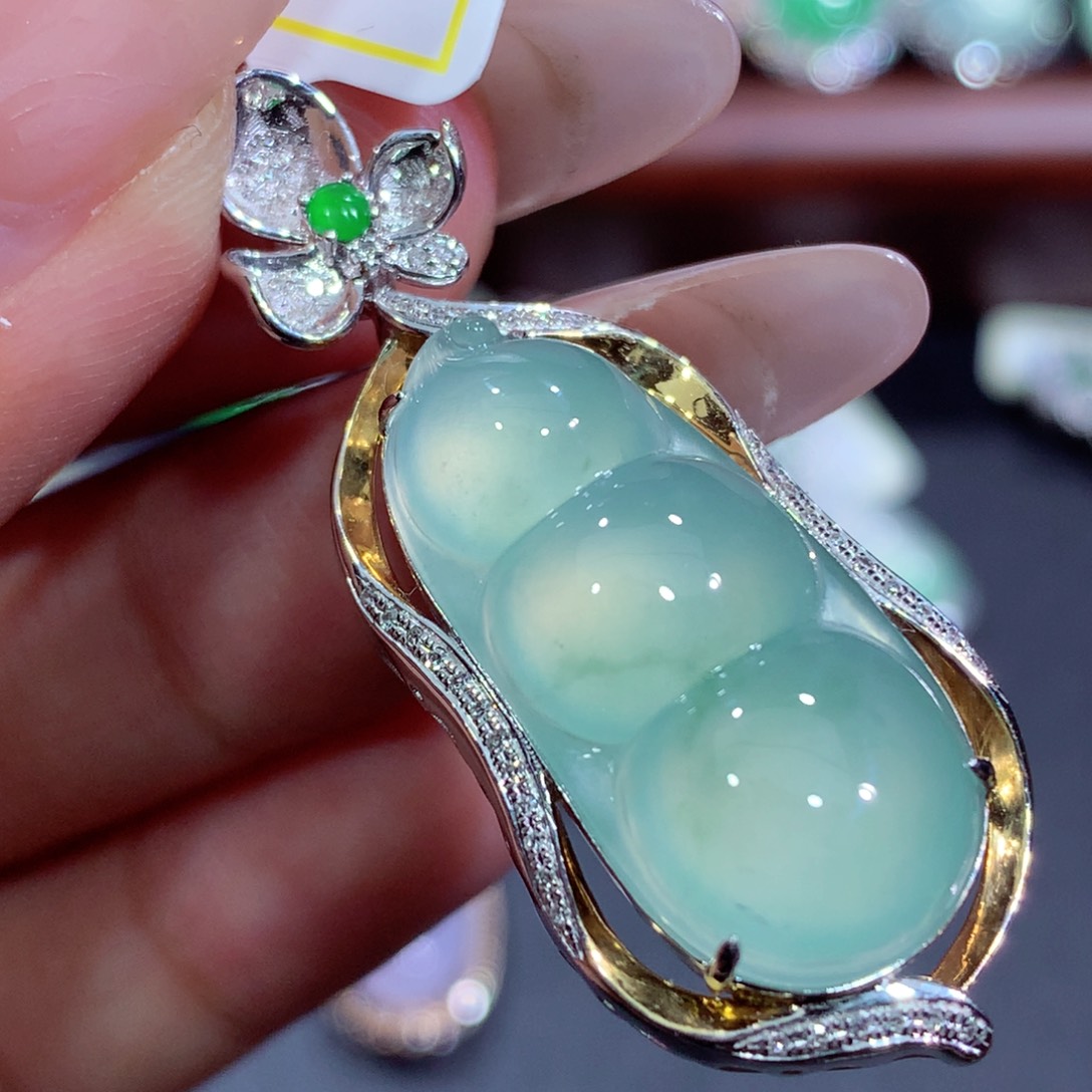 翡翠18K金镶嵌吊坠(不含链)