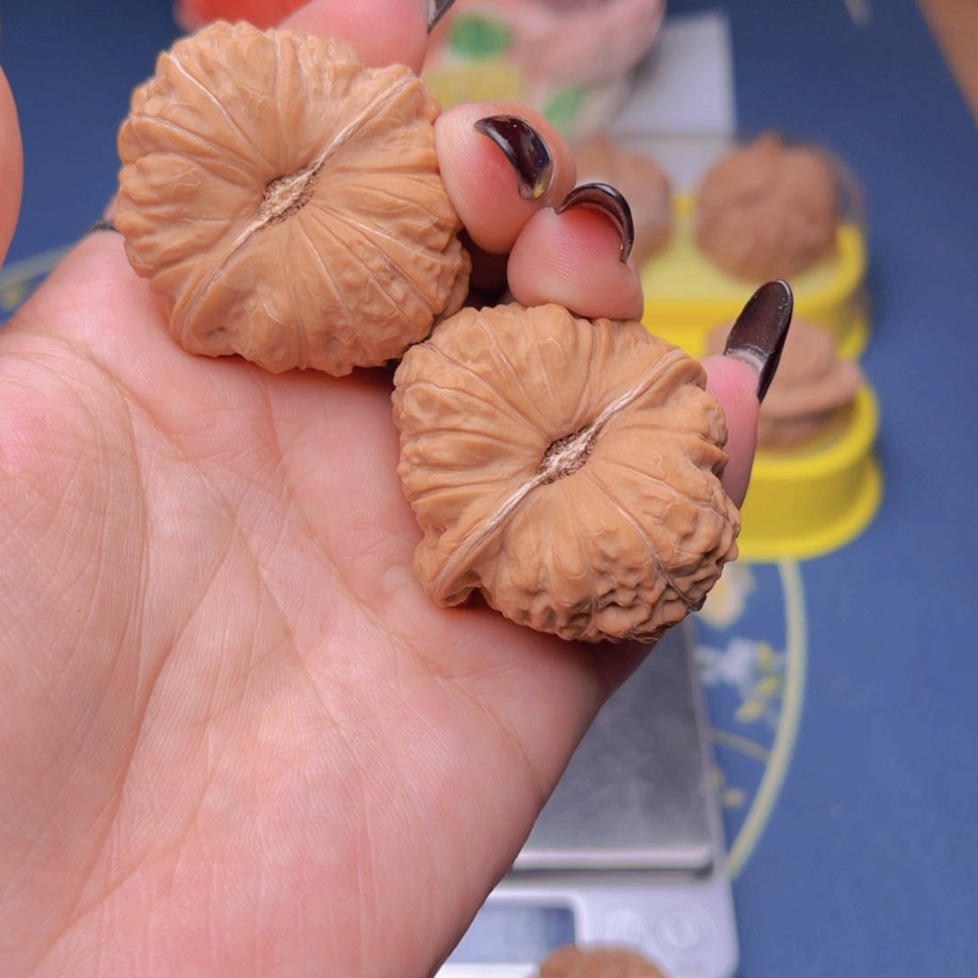 文玩核桃把件超****南瓜墩40