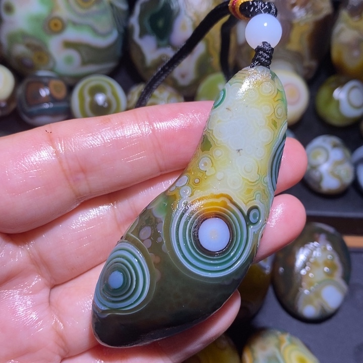 未镶嵌玛瑙/玉髓珠宝半成品111