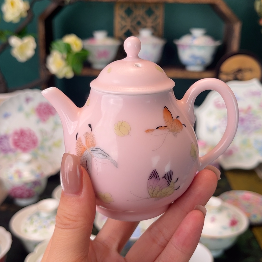 陶摆件景德镇陶瓷手绘茶杯