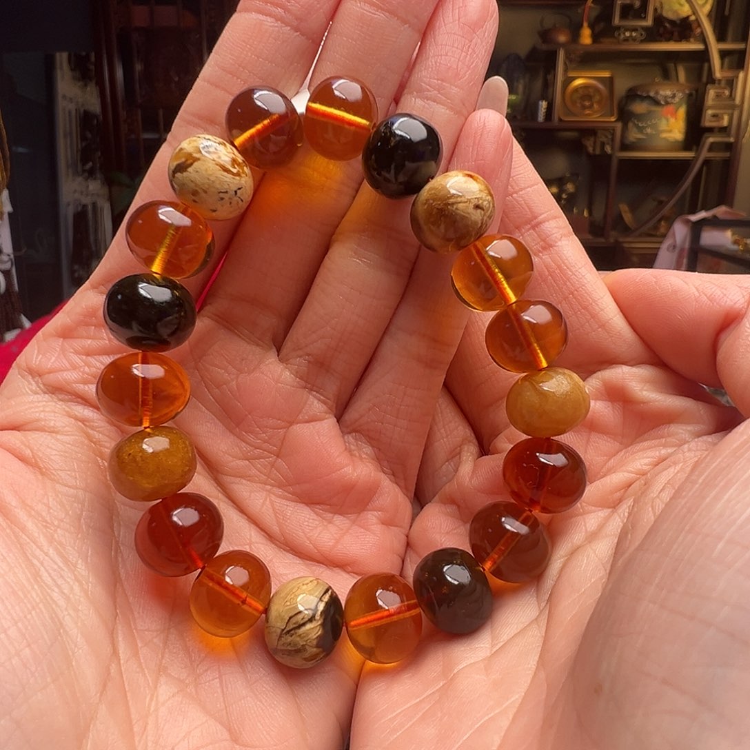 *****琥珀未镶嵌裸石抚顺琥珀10281十二