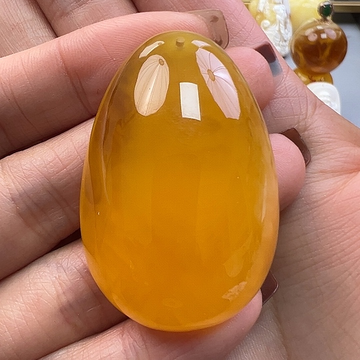 蜜蜡未镶嵌珠宝奇石