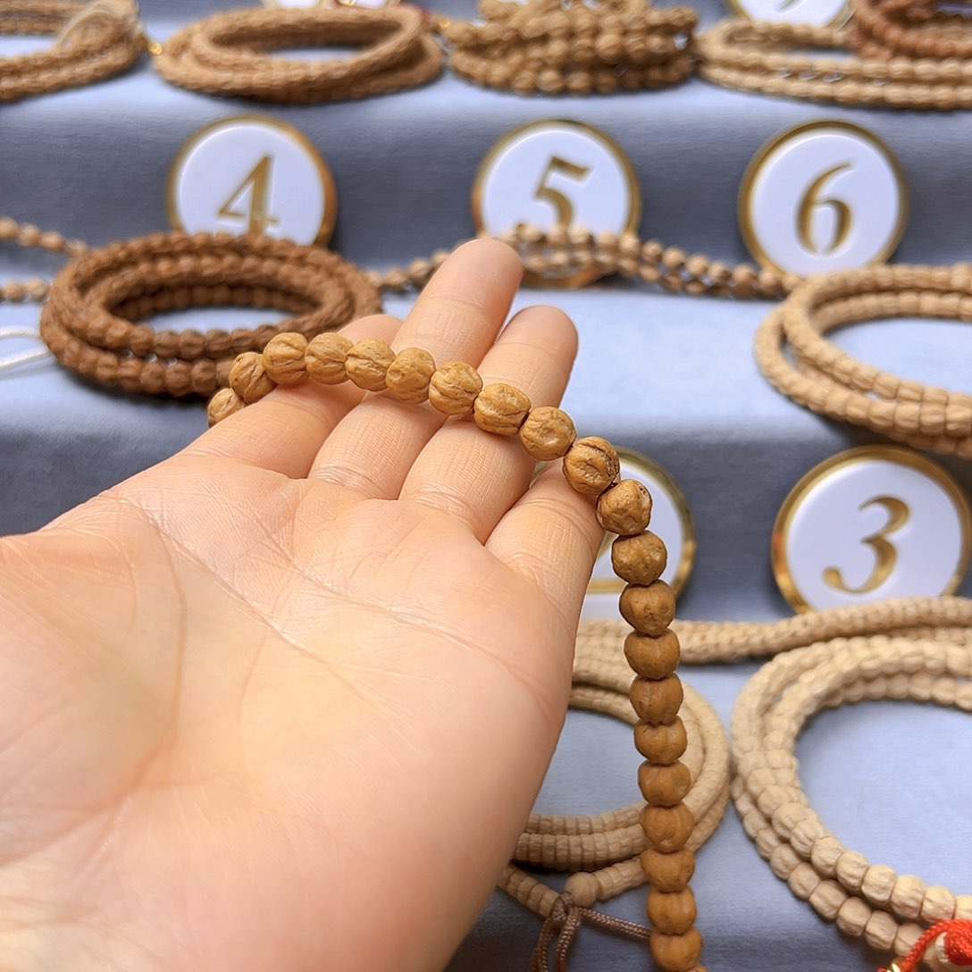 柏香籽/百香籽手串星***?